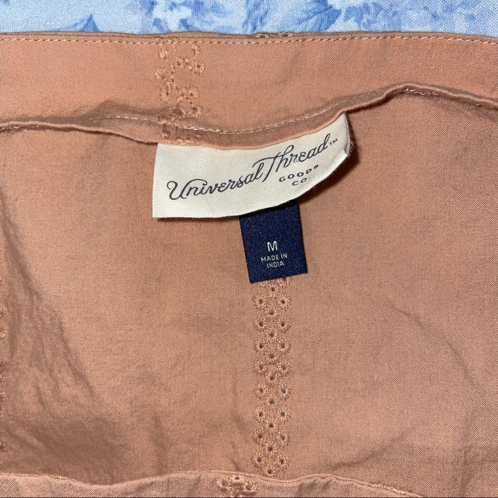 Universal Thread Medium Tan Ruffled Eyelet Blouse - image 5